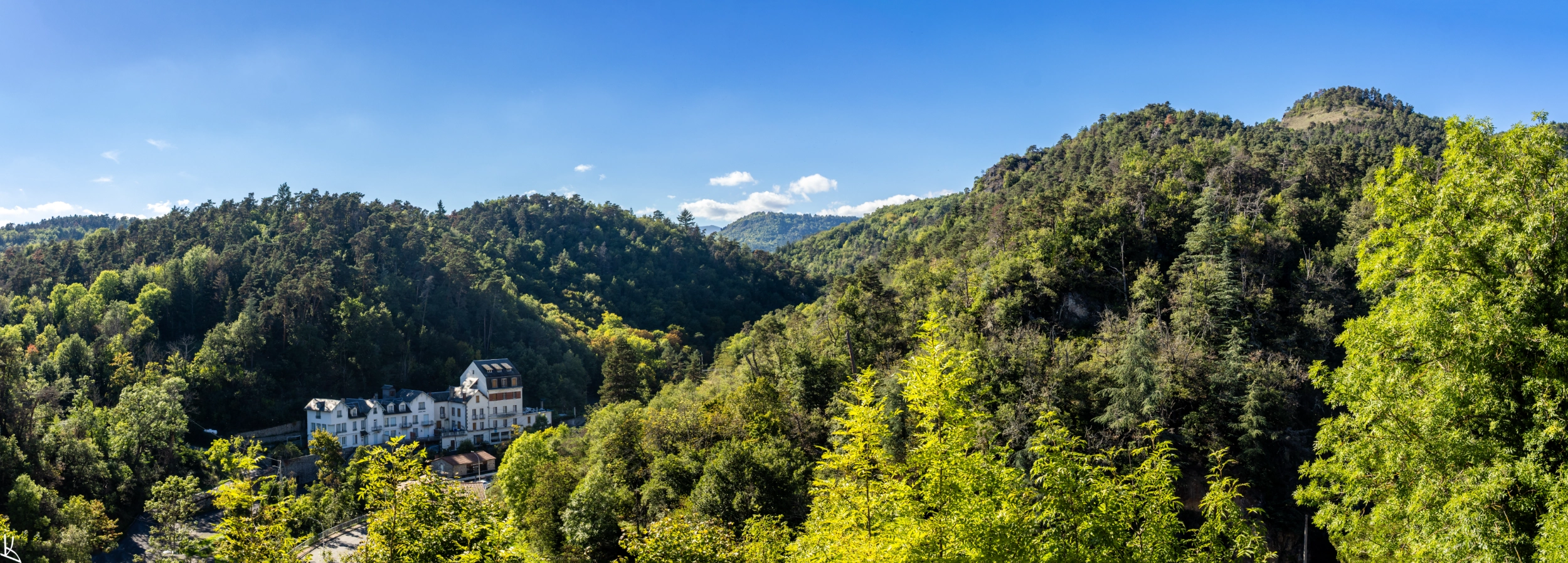 Du promontoire de la basilique, vue vers les collines que je traverserai demain